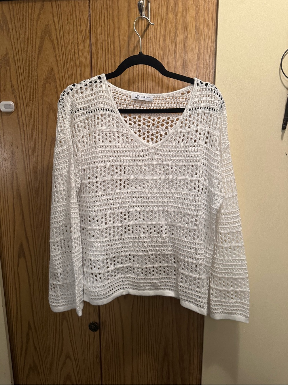 Cupshe White Open-Weave V-Neck Sweater Top